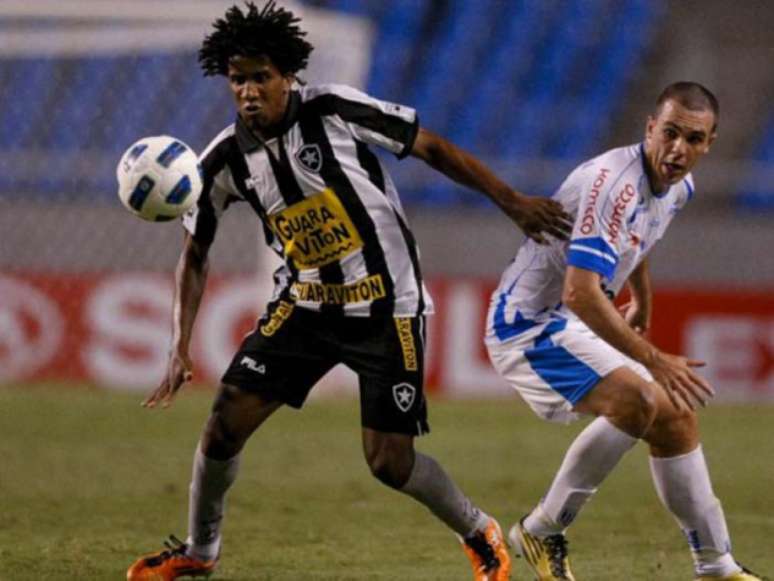 Cortez é ex-jogador do Botafogo (Foto: Divulgação/Botafogo)