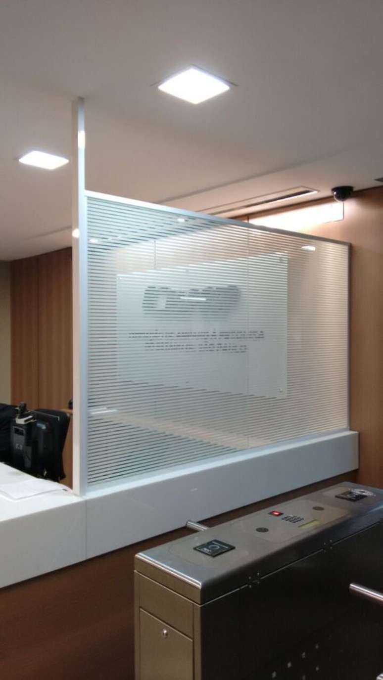 54. Divis&oacute;rias para escrit&oacute;rio de vidro &ndash; Foto Special Glass Decora&ccedil;&otilde;es