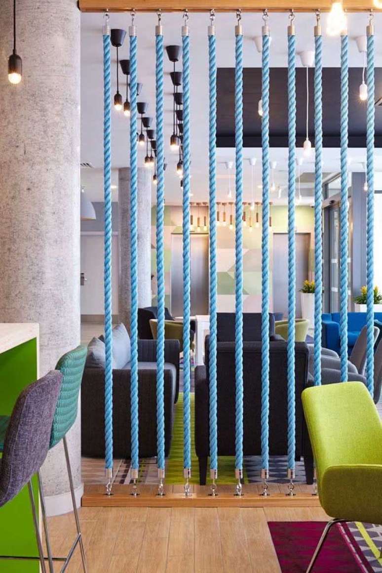 65. Divis&oacute;rias para escrit&oacute;rio com cordas azuis &ndash; Foto Pinterest