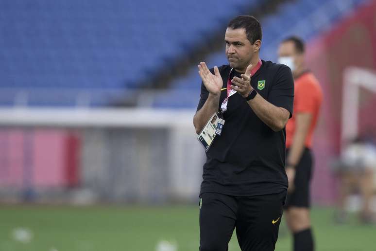 André Jardine comandou o empate do Brasil contra Costa do Marfim nos Jogos Olímpicos de Tóquio neste domingo Lucas Figueiredo/CBF