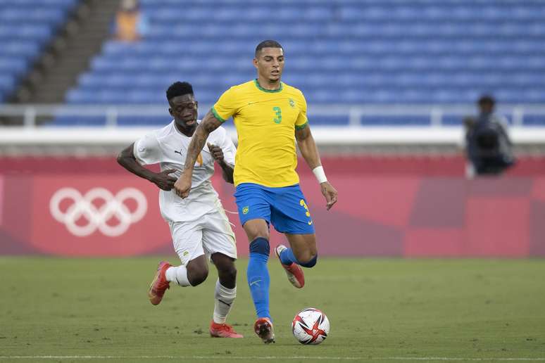 Diego Carlos no empate contra Costa do Marfim nos Jogos Olímpicos de Tóquio neste domingo Lucas Figueiredo/CBF