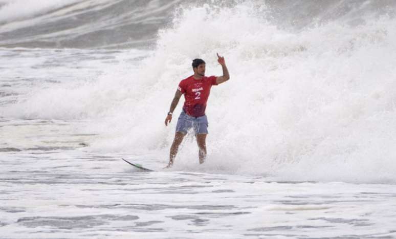 Bicampeão mundial do surfe, Medina avançou às semifinais nas Olimpíadas de Tóquio (Foto: Olivier MORIN / AFP)