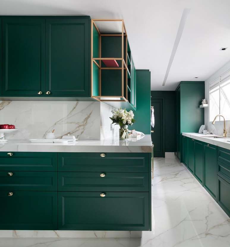 2. Para estimular a conviv&ecirc;ncia na hora de receber familiares e amigos foi criada o modelo cozinha conceito aberto. Foto: Fellipe Lima