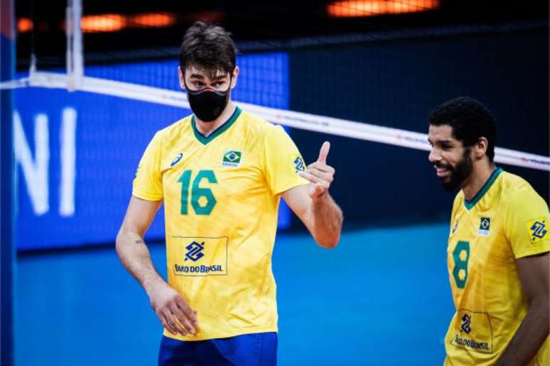 Lucão reconheceu o bom rendimento da Argentina nos dois primeiros sets (FIVB Divulgação)