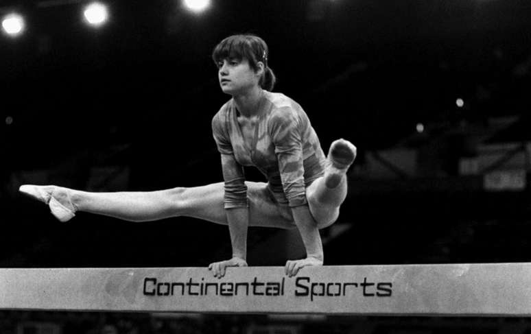 Uma das maiores atletas ol&iacute;mpicas da hist&oacute;ria, a ginasta romena Nadia Comaneci, tinha 14 anos quando ganhou suas primeiras medalhas