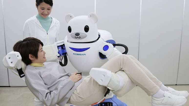 O Japão está implantando robôs em lares de idosos, escritórios e escolas à medida que sua população envelhece e sua força de trabalho diminui