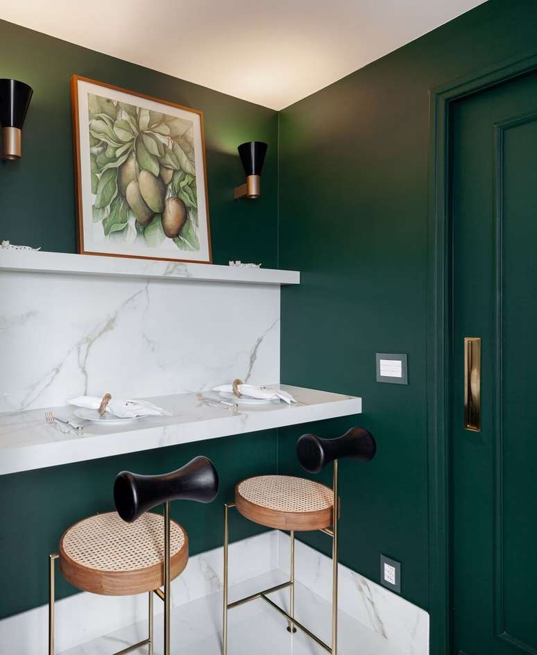 10. As banquetas modernas agregam ainda mais valor na decora&ccedil;&atilde;o. Foto: Fellipe Lima