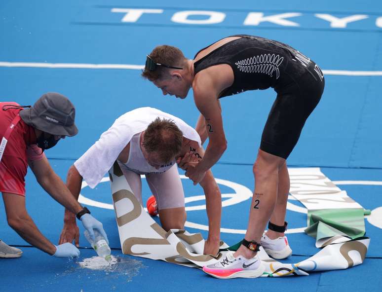 Medalha de ouro, Kristian Blummenfelt vomitou na chegada do triatlo Hannah Mckay/Reuters