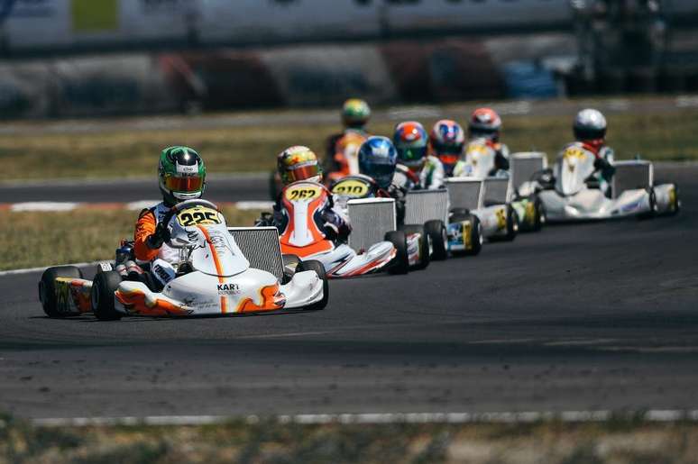 Matheus Ferreira (#225) foi vice-campeão do Europeu de Kart (