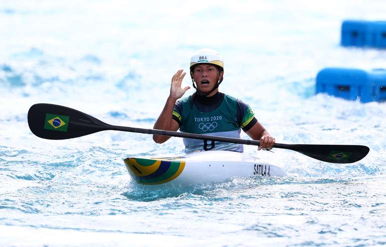 Ana Sátila durante as eliminatórias da prova do K1 nesta terça-feira