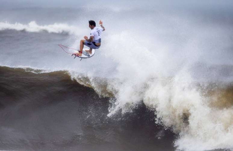 Gabriel Medina vai brigar pelo bronze nos Jogos Olímpicos de Tóquio (Foto: Jonne Roriz / COB