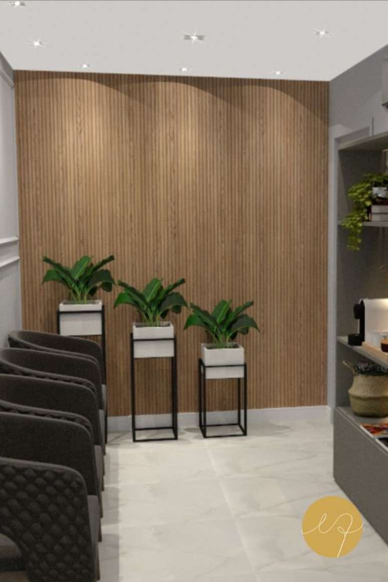 63. Sala de espera com vasos de plantas ao lado para decorar &ndash; Foto Egina Queiroz Arquitetura