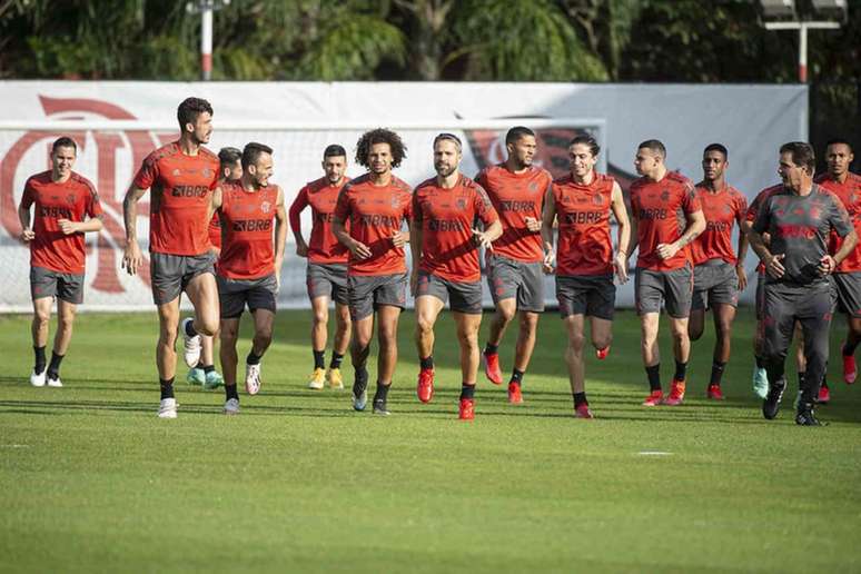 Elenco do Flamengo em treino no Ninho do Urubu (Foto: Alexandre Vidal/Flamengo)