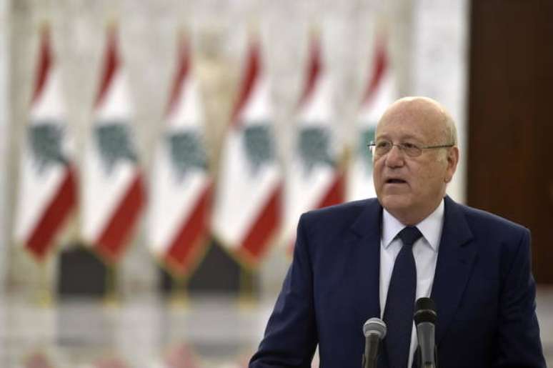 Najib Mikati terá missão de formar um novo governo em meio a crise política