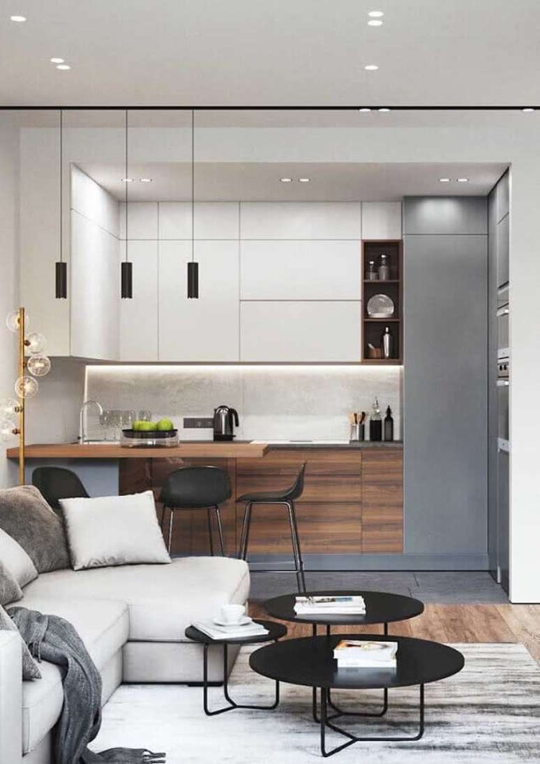 47. Decoração moderna com armário de cozinha estilo americano planejado – Foto: Home Fashion Trend