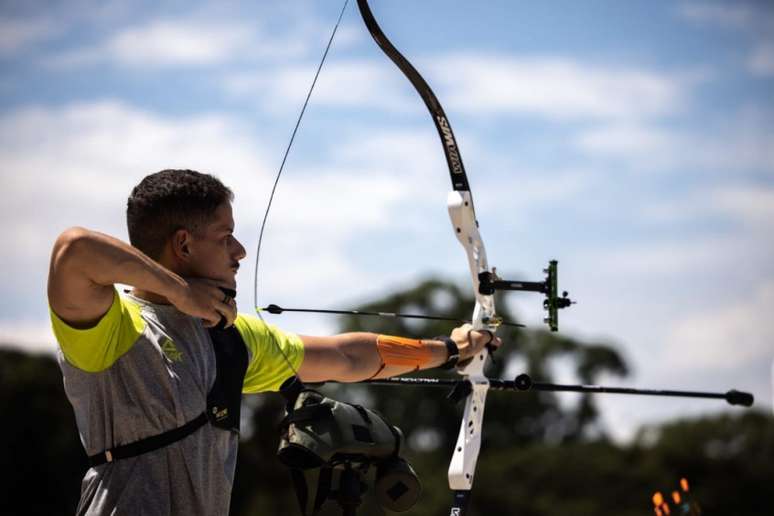 Marcus D'Almeida já tem o melhor desempenho de um brasileiro no tiro com arco individual masculino nos Jofos Olímpicos (Foto: Jonne Roriz / COB)