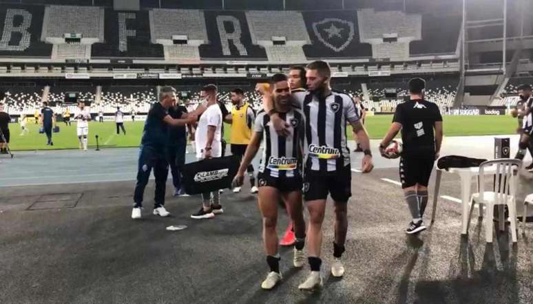 Rafael Navarro e Marco Antônio foram os destaques da vitória do Botafogo (Foto: Reprodução/Botafogo TV)