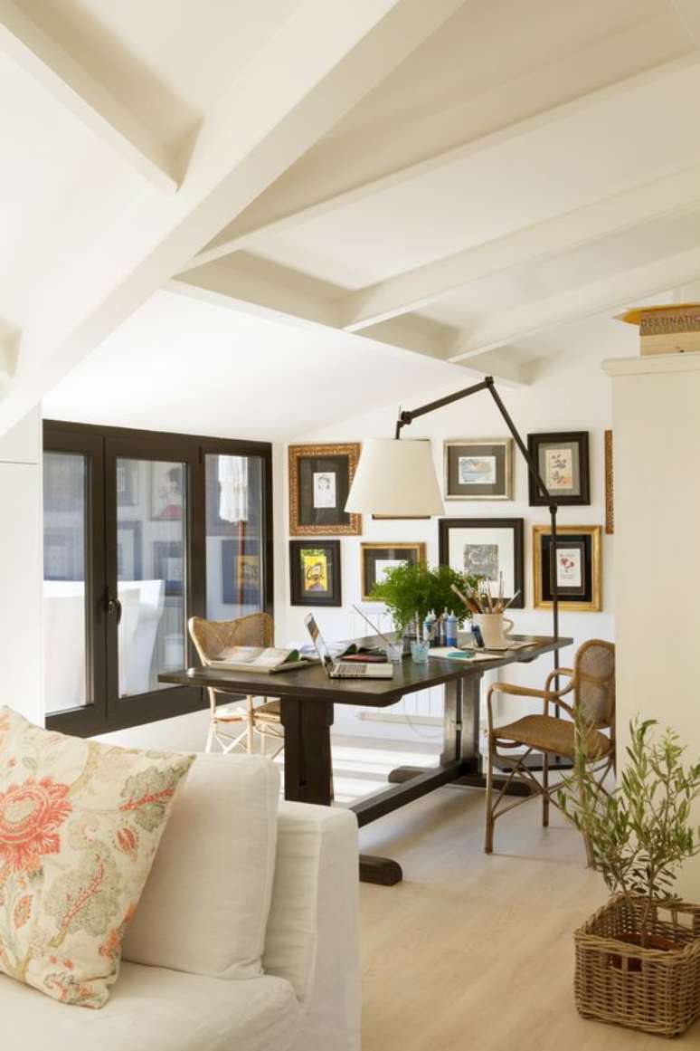 42. Home office na sala grande &ndash; Foto El Mueble