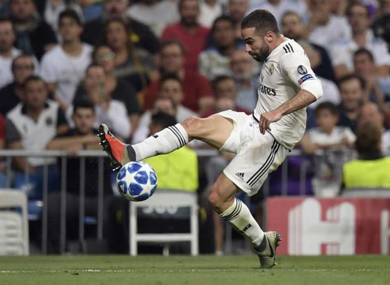 Carvajal ampliou contrato com o Real Madrid por mais quatro temporadas (Foto: Oscar del Pozo / AFP)
