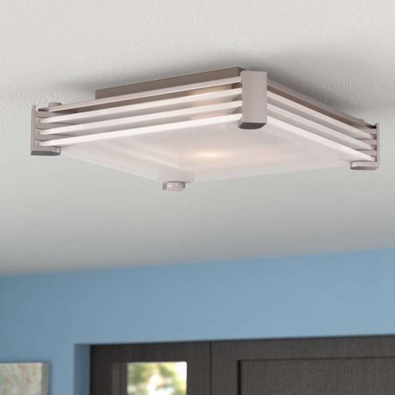 28. Lustre quadrado para sala pequena &ndash; Foto Wayfair