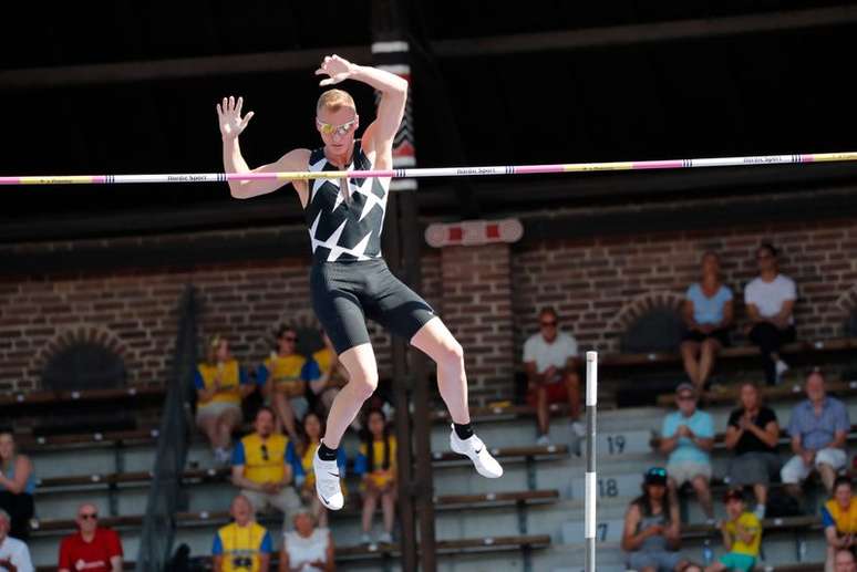 Sam Kendricks compete na Diamond League em Estocolmo
04/07/2021 TT News Agency via REUTERS/Christine Olsson/tt
