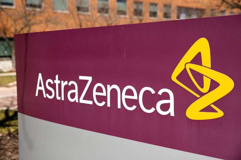 Logo da AstraZeneca em prédio da empresa em Wilmington, nos Estados Unidos
22/03/2021 REUTERS/Rachel Wisniewski