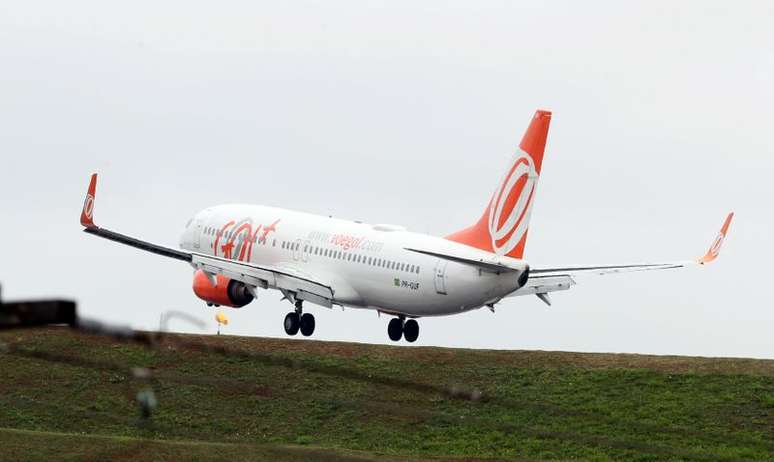 Avião operado pela Gol pousa no aeroporto de Congonhas (SP). 5/11/2018.  REUTERS/Paulo Whitaker