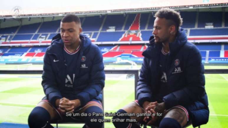 Mbappé e Neymar dividem holofotes no PSG (Foto: PSG / Dugout)