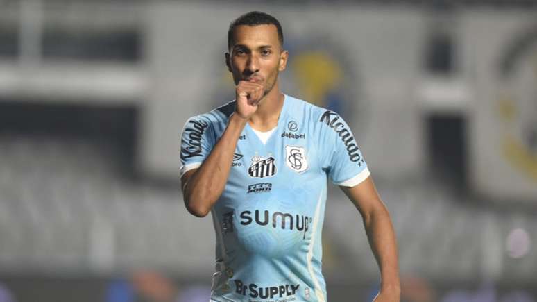 Lucas Braga fez um dos gols do Santos diante da Juazeirense (Foto: Ivan Storti/Santos FC)