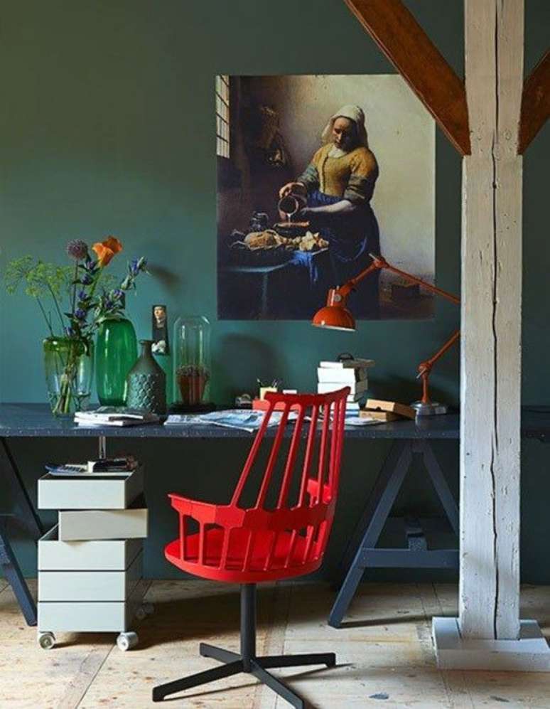 10. Cadeira vermelha para escritório moderno – Foto Pinterest