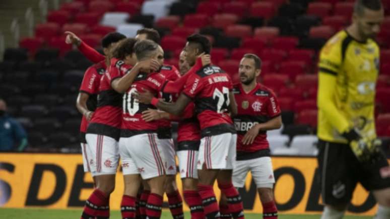 Flamengo venceu os últimos seis jogos (Foto: Alexandre Vidal/CRF)