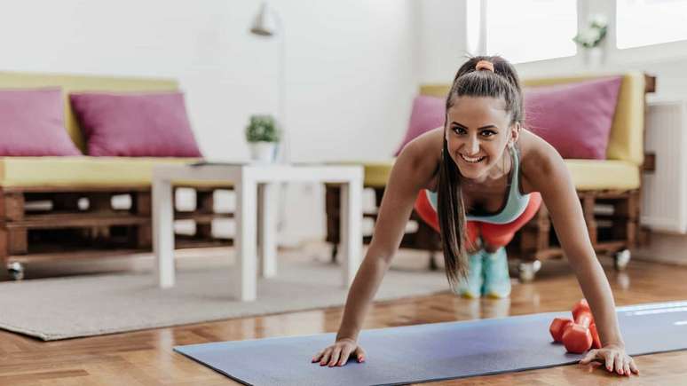 5 equipamentos fundamentais para o seu treino em casa