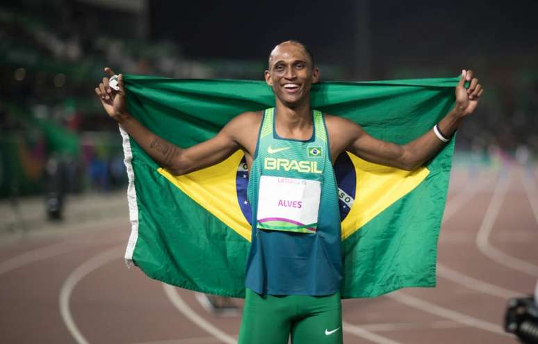 Alison dos Santos se classifica para semifinal dos 400m com barreira (Jonne Roriz/COB)