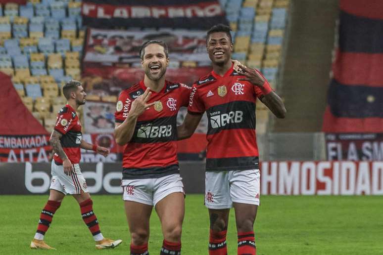 Diego e Bruno Henrique se destacaram no triunfo do Flamengo (Foto: Marcelo Cortes/Flamengo)