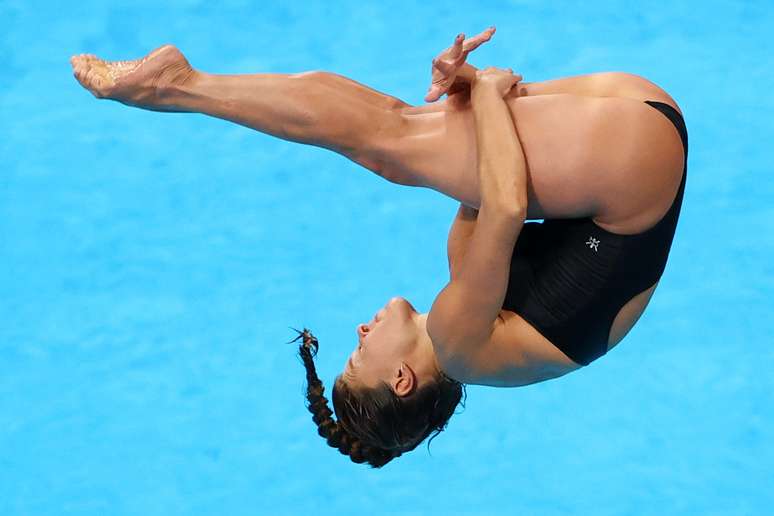 Luana Lira realiza seu salto nesta sexta-feira nos Jogos Olímpicos de Tóquio Marko Djurica/Reuters