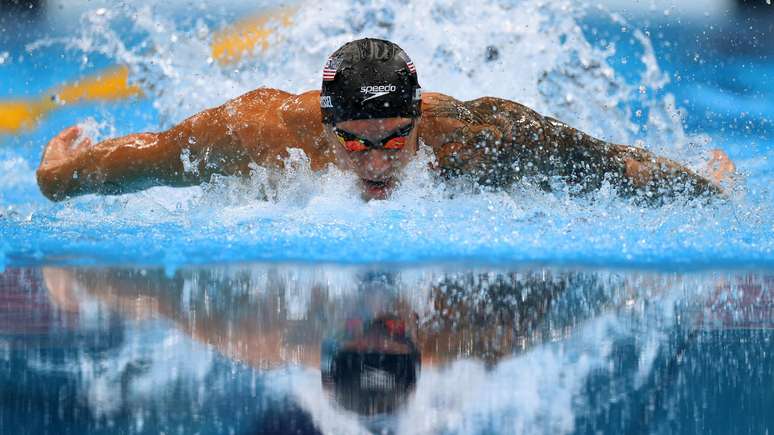 Dressel nada para garantir o ouro olímpico e cravar novo recorde mundial dos 100m borboleta