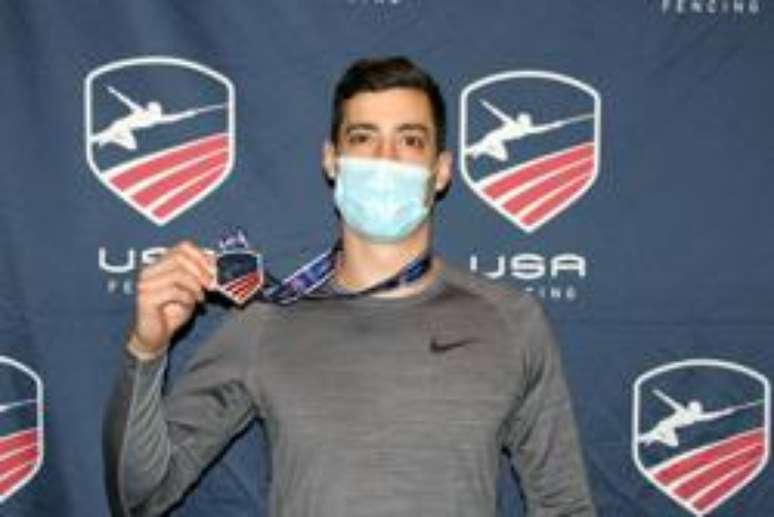 O esgrimista Alex Hadzic, figura controversa do time olímpico dos EUA em Tóquio