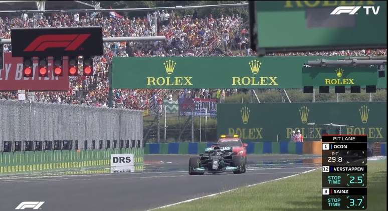 Inacreditável! Hamilton alinhou sozinho no grid para a relargada na Hungria 