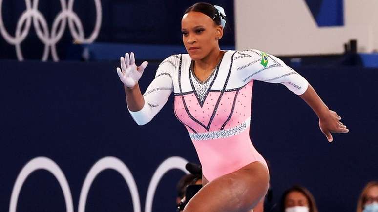 Rebeca Andrade supera Biles e é ouro na final do salto no Mundial de Ginástica  Artística