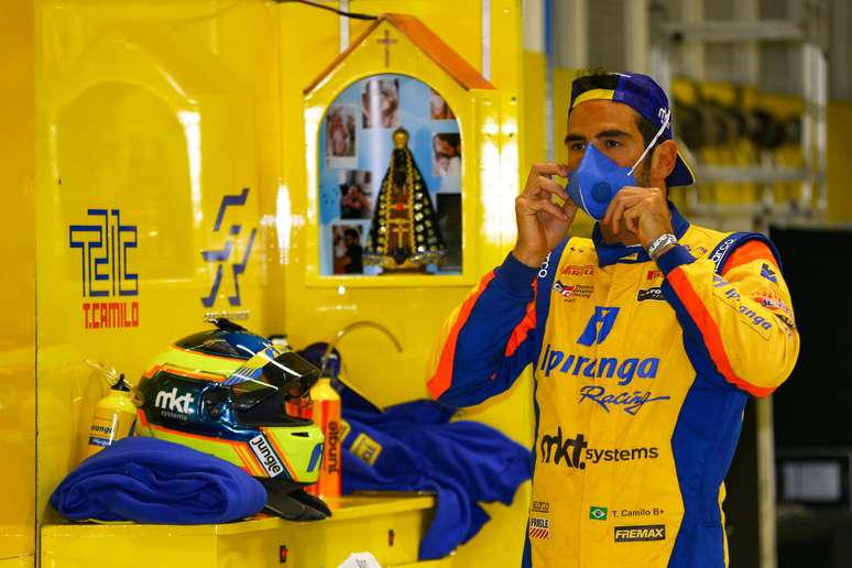Thiago Camilo venceu a corrida 2 da Stock Car em Curitiba 