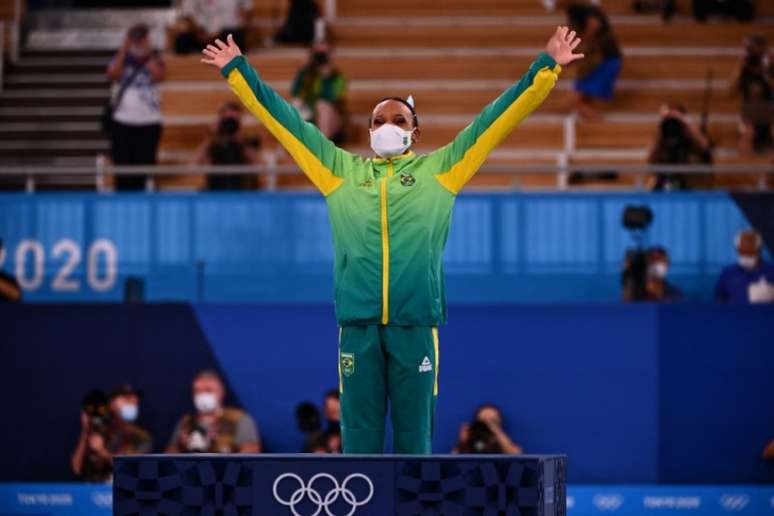 Rebeca faturou o ouro para o Brasil (Foto: LOIC VENANCE / AFP)
