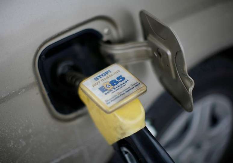 Combustível etanol em posto de gasolina no Iowa, EUA. 
06/12/2007 
REUTERS/Jason Reed