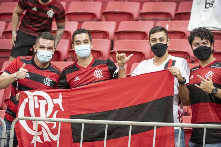 Torcida do Flamengo no Mané Garrincha. Torcida marcará presença mais uma vez Foto: Alexandre Vidal/Flamengo)