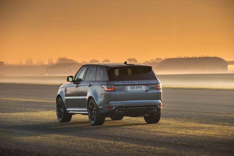 Range Rover SVR Carbon Edition custa R$ 1.033.950.