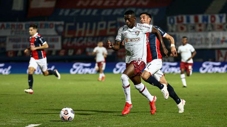 Fluminense venceu o Cerro por 2 a 0 no Paraguai (Foto: Lucas Merçon/Fluminense FC)