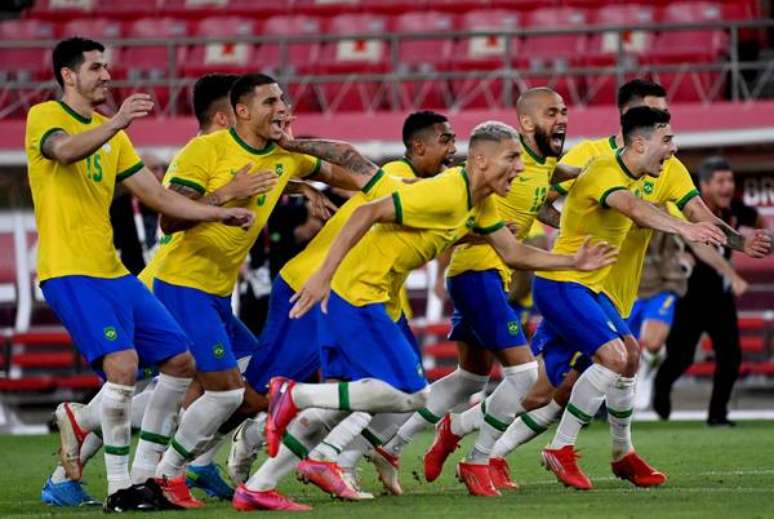 Jogos Olímpicos: Brasil vence o México nos pênaltis e vai em busca