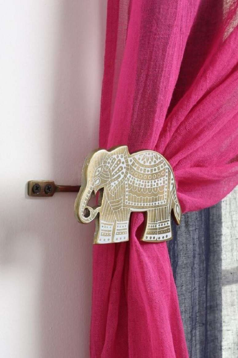 30. Na decoração indiana deste projeto o prendedor de cortina tem formato de elefante. Fonte: Pinterest