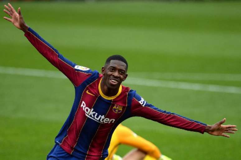Dembélé está próximo de renovar contrato com o Barcelona (CRISTINA QUICLER / AFP)
