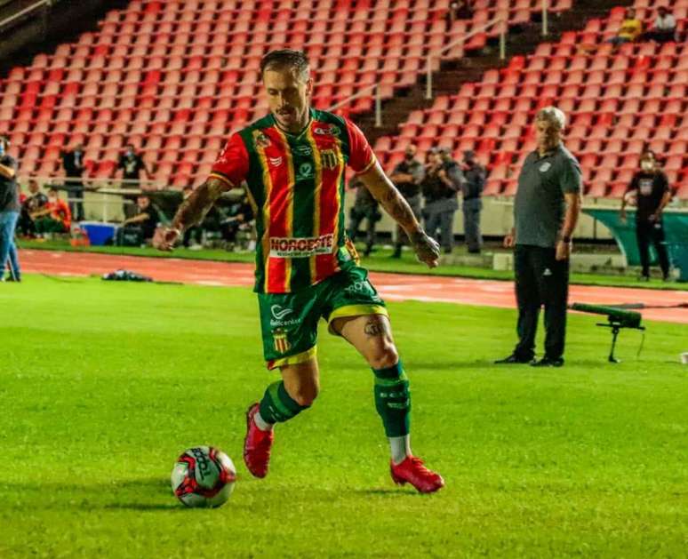 Zé Mário é reforço do Sampaio Corrêa para a temporada (Foto: Johney Tavares/Fotografia)