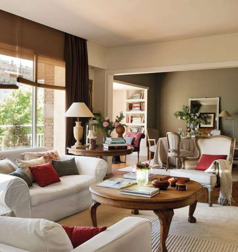 22. Mesa de centro retr&ocirc; para sala de estar aconchegante estilo proven&ccedil;al &ndash; Foto El Mueble